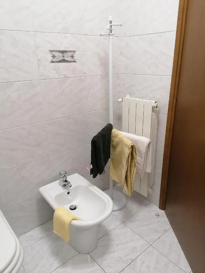 Casa Gisela Daire Desenzano del Garda 0*,  İtalya